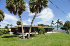 Bollinger Duplex, B